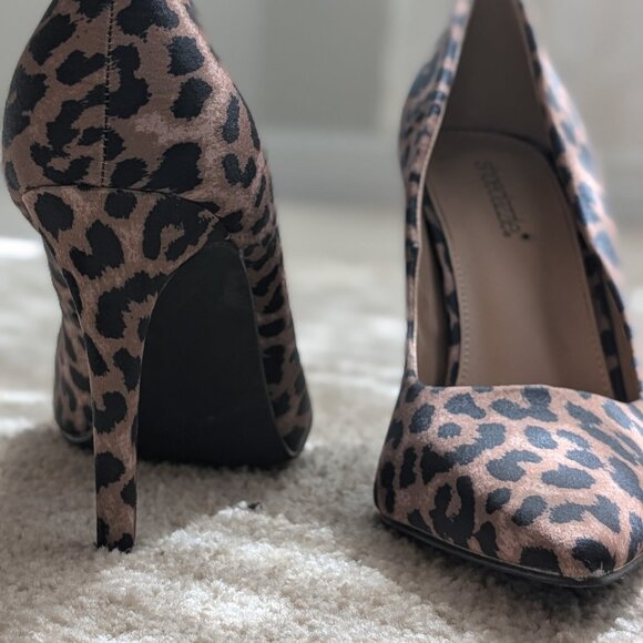 Cheetah Print ShoeDazzle Heels – Size 9 – Like New! - Picture 4 of 4